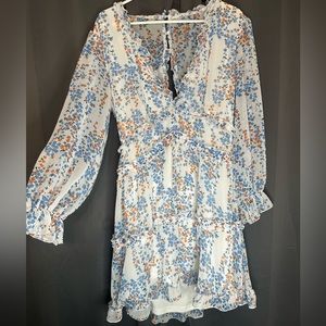 White floral long sleeve dress XL Amazon